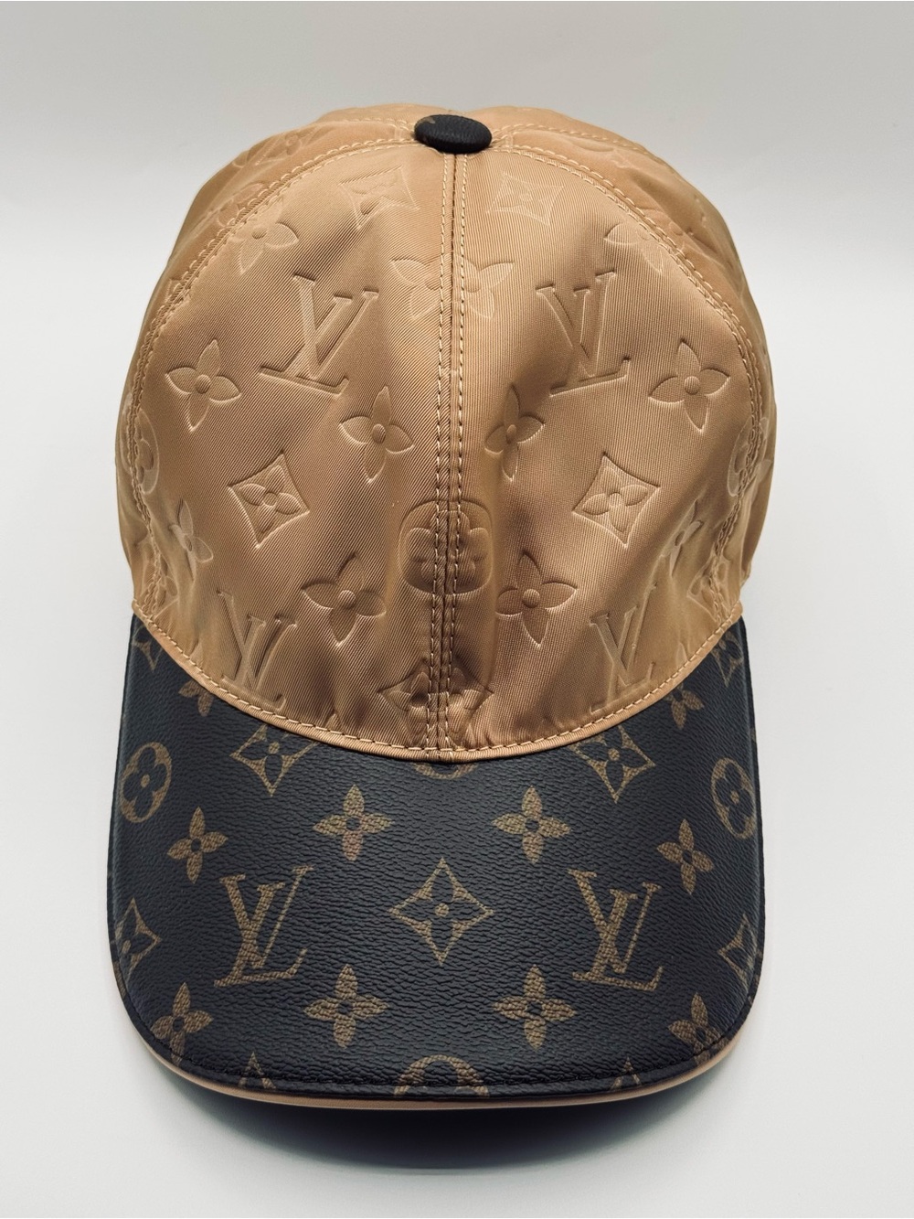 LV Hat - Picture 3 of 10